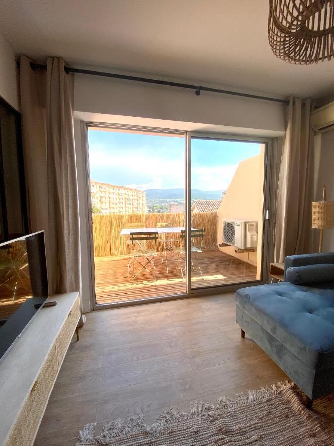 Superbe T2 Equipe Proche Centre Ville Ajaccio Avec Parking ภายนอก รูปภาพ